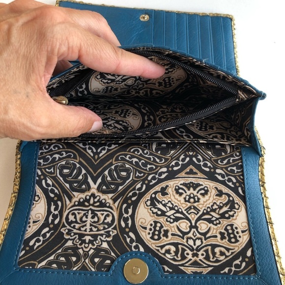 Vintage Juicy Couture Gold Metallic Leather Black Crystals Silver Stud Wallet - Picture 10 of 12